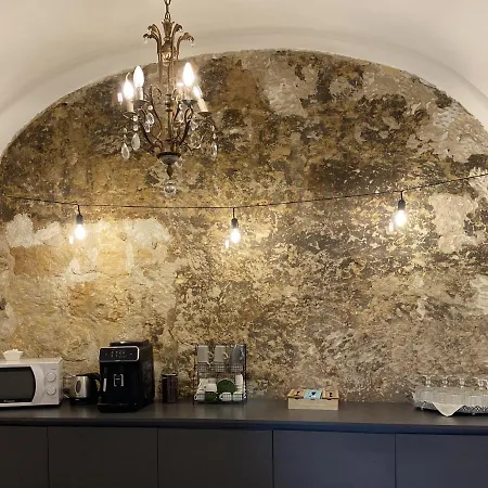 Settegrana Con Vasca Idromassaggio Oda ve Kahvaltı 4*