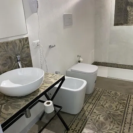 Settegrana Con Vasca Idromassaggio Cinisi