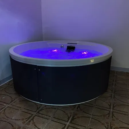 Oda ve Kahvaltı Settegrana Con Vasca Idromassaggio