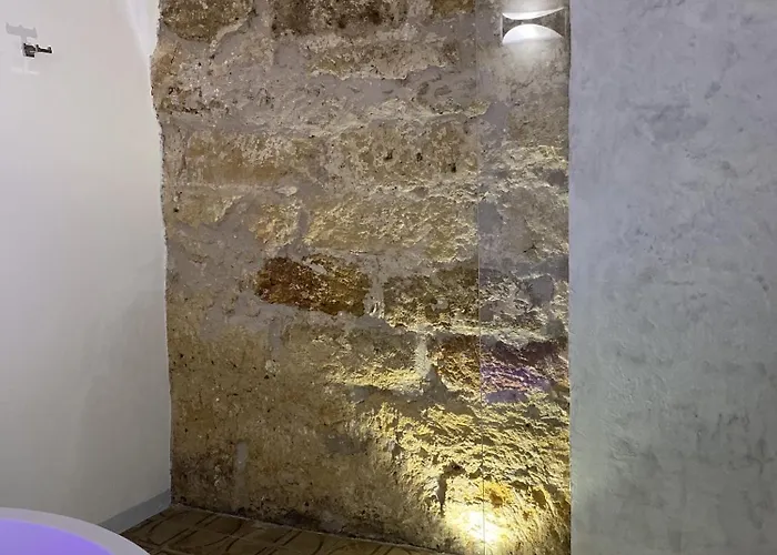 Frühstückspension Settegrana Con Vasca Idromassaggio Cinisi