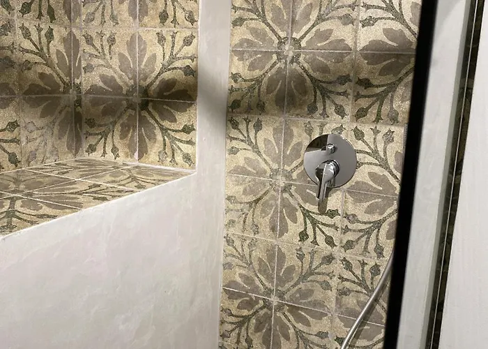 Settegrana Con Vasca Idromassaggio Cinisi